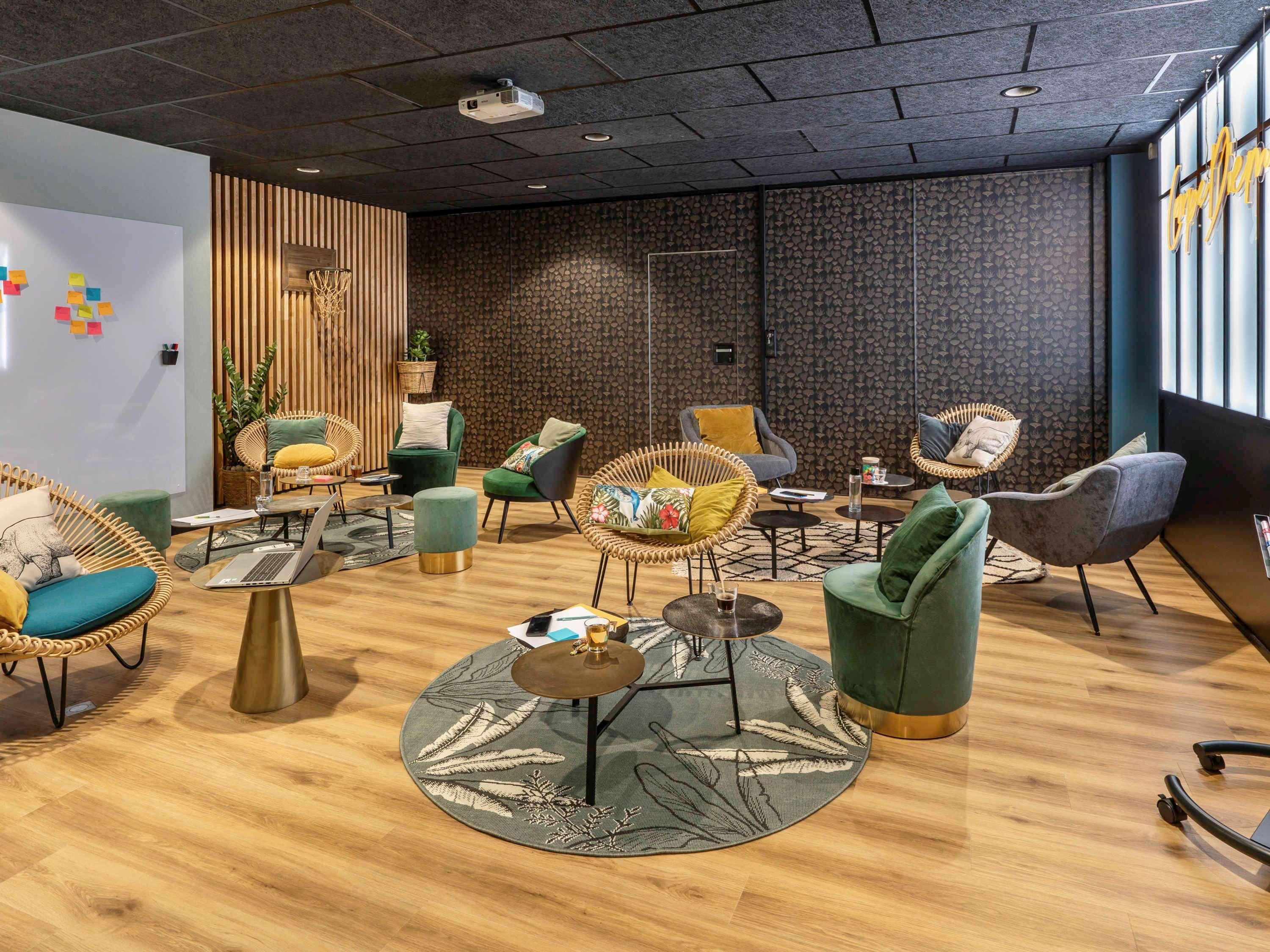 Mercure La Roche Sur Yon Екстериор снимка